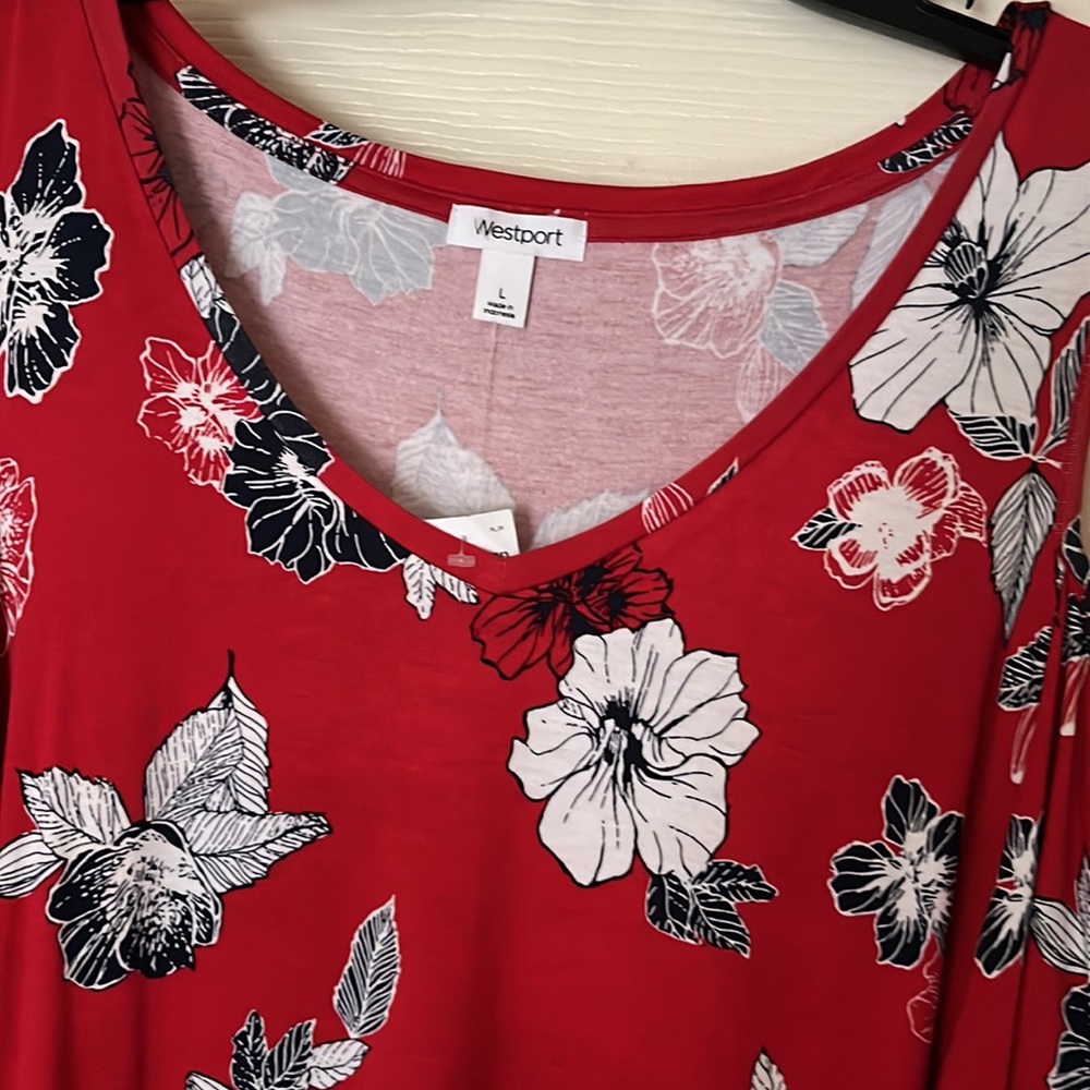 WESTPORT FLORAL TOP - Picture 2 of 7